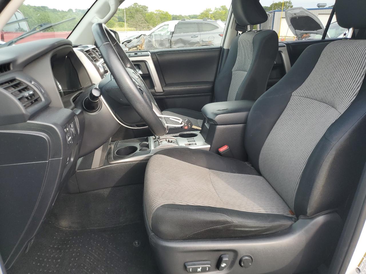 2014 Toyota 4Runner Sr5 VIN: JTEZU5JR4E5079765 Lot: 81716135