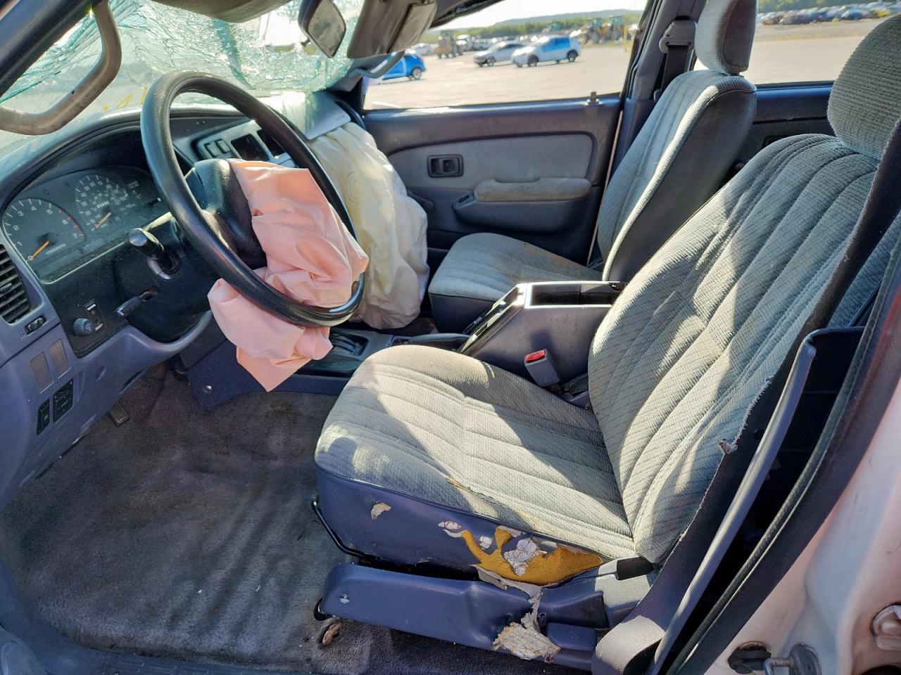 1996 Toyota 4Runner Sr5 VIN: JT3GN86R7T0001045 Lot: 81717805