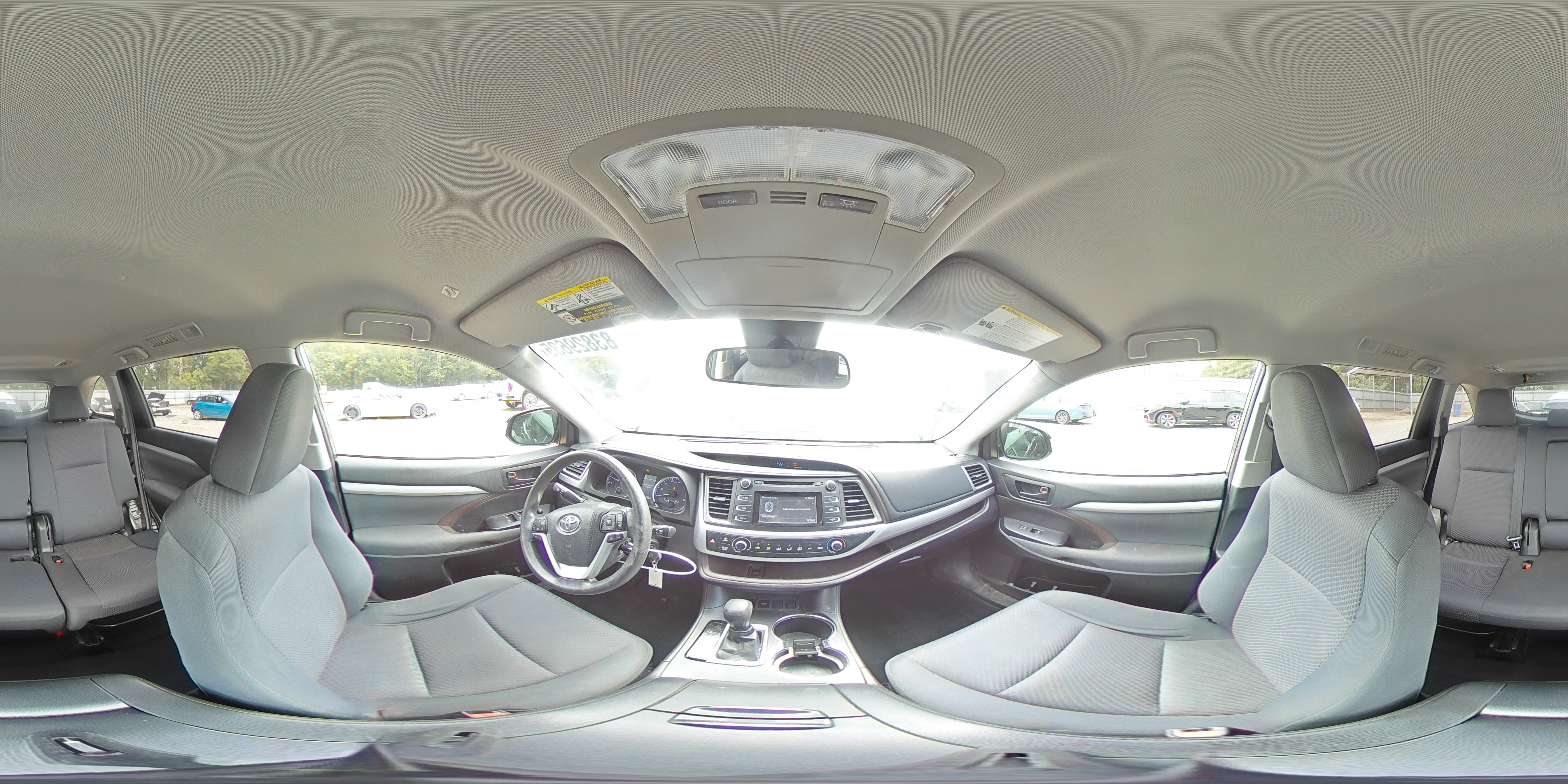 2019 Toyota Highlander Le VIN: 5TDZZRFH9KS303776 Lot: 83829635