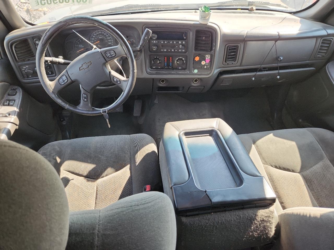 2004 Chevrolet Silverado K1500 VIN: 2GCEK19T641141331 Lot: 80700905