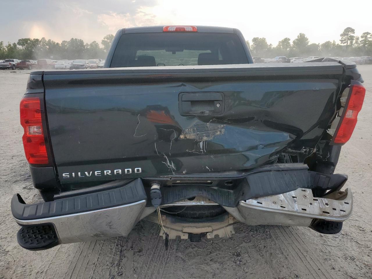 2018 Chevrolet Silverado K1500 Lt VIN: 3GCUKREC9JG173872 Lot: 80818595