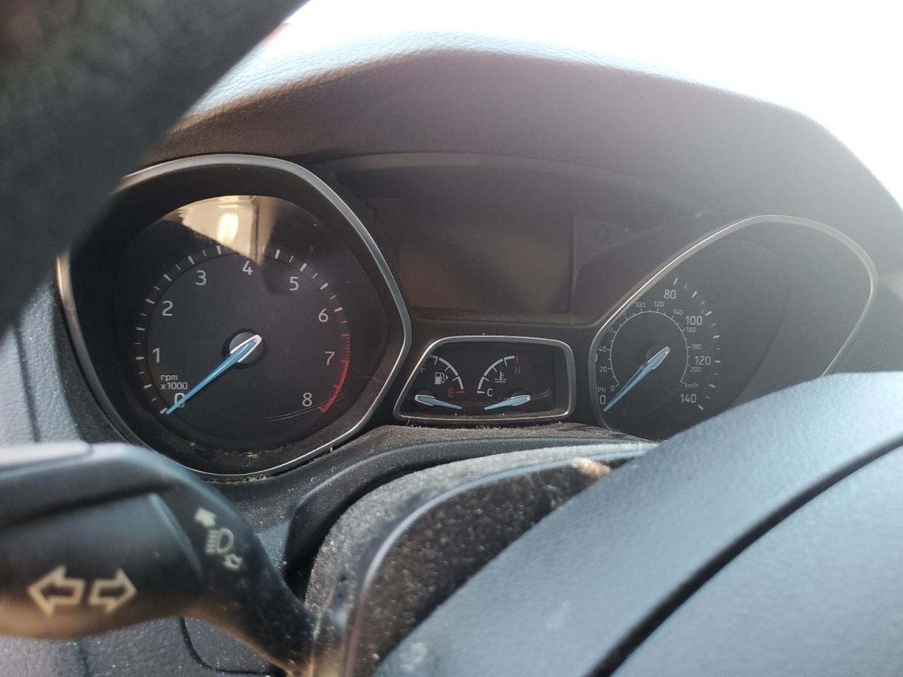 2018 Ford Focus Se VIN: 1FADP3K22JL265568 Lot: 81862775