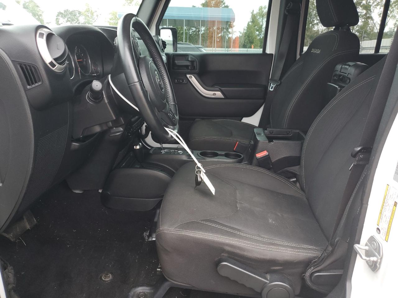 2018 Jeep Wrangler Unlimited Sahara VIN: 1C4BJWEG8JL823760 Lot: 84423965