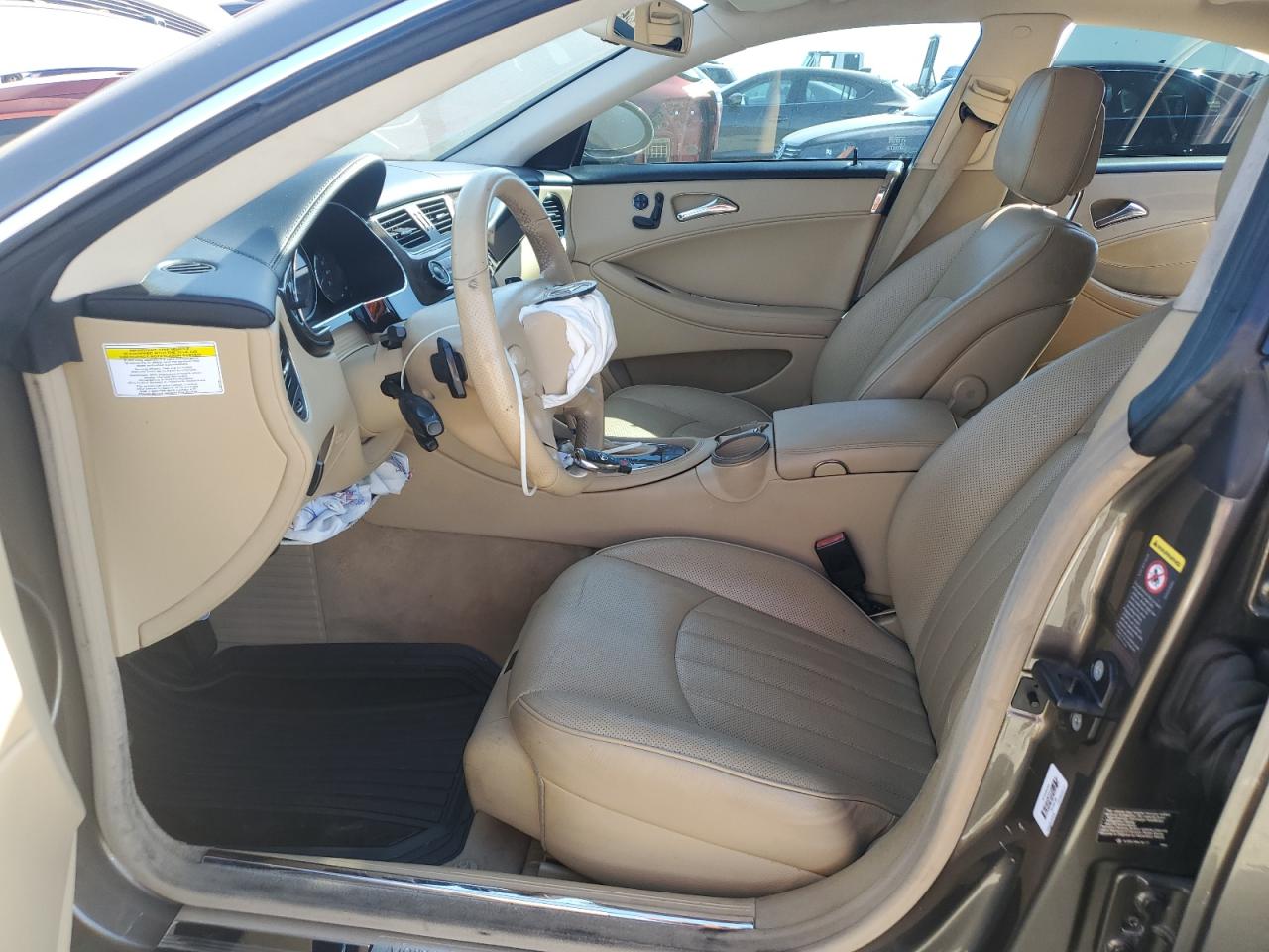 2008 Mercedes-Benz Cls 550 VIN: WDDDJ72XX8A129134 Lot: 81727865