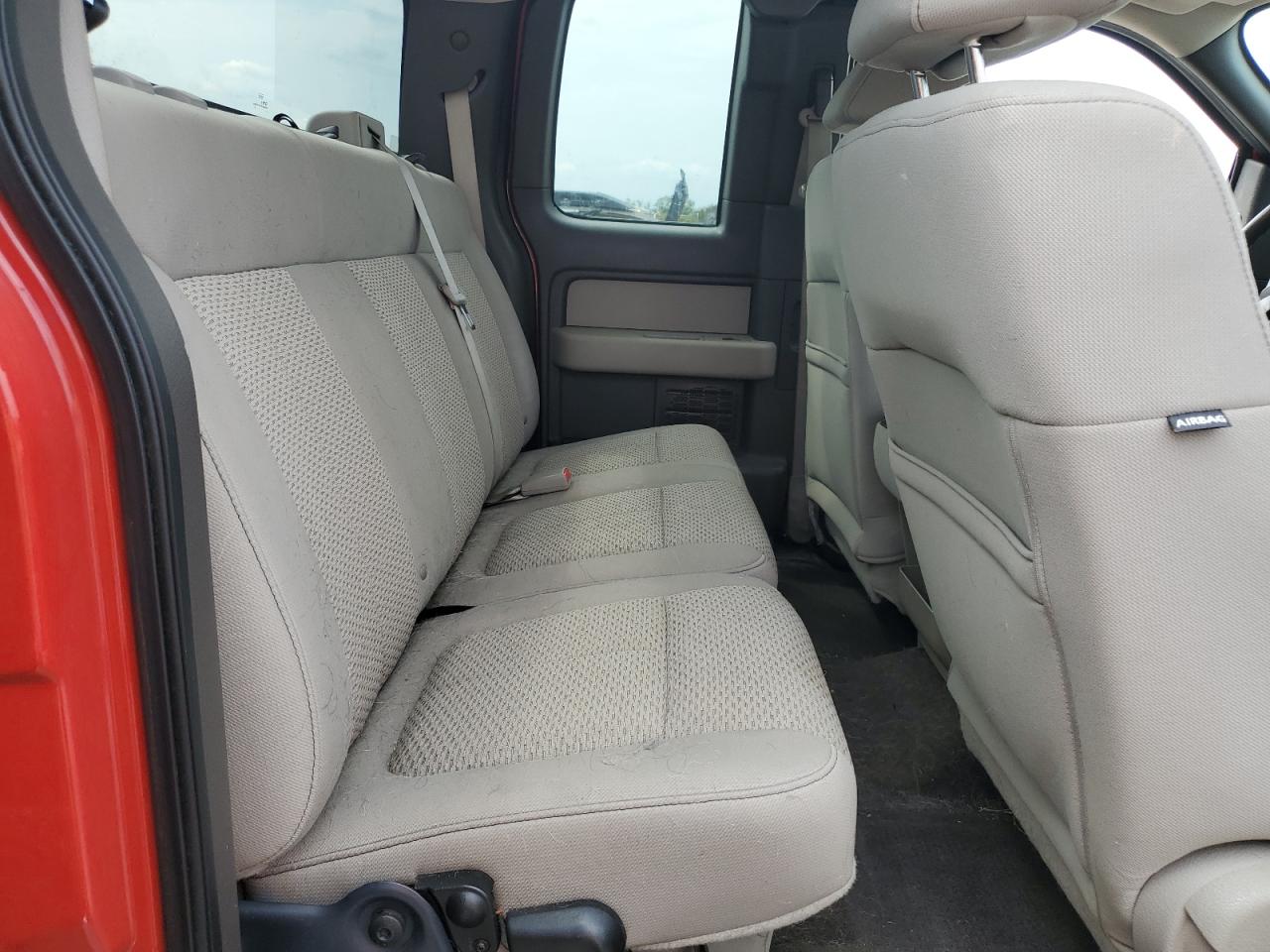 2010 Ford F150 Super Cab VIN: 1FTEX1C87AFC69832 Lot: 81274675