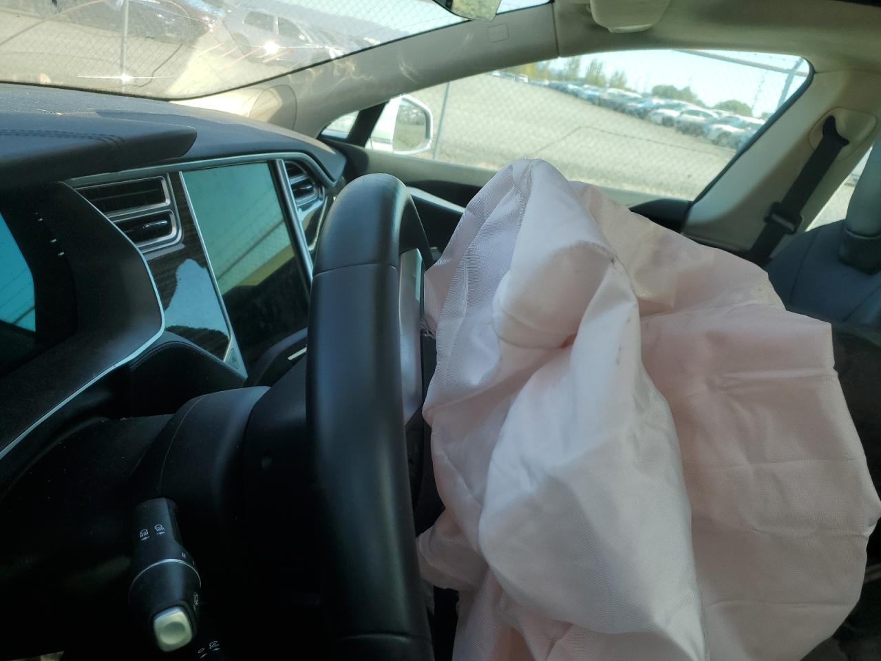 2016 Tesla Model S VIN: 5YJSA1E29GF133647 Lot: 65802285