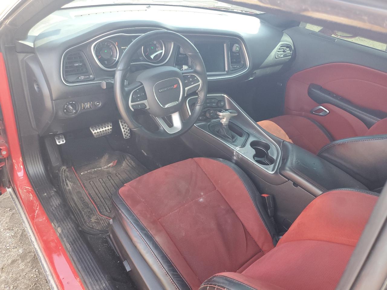 2016 Dodge Challenger R/T Scat Pack VIN: 2C3CDZFJXGH330051 Lot: 83943615