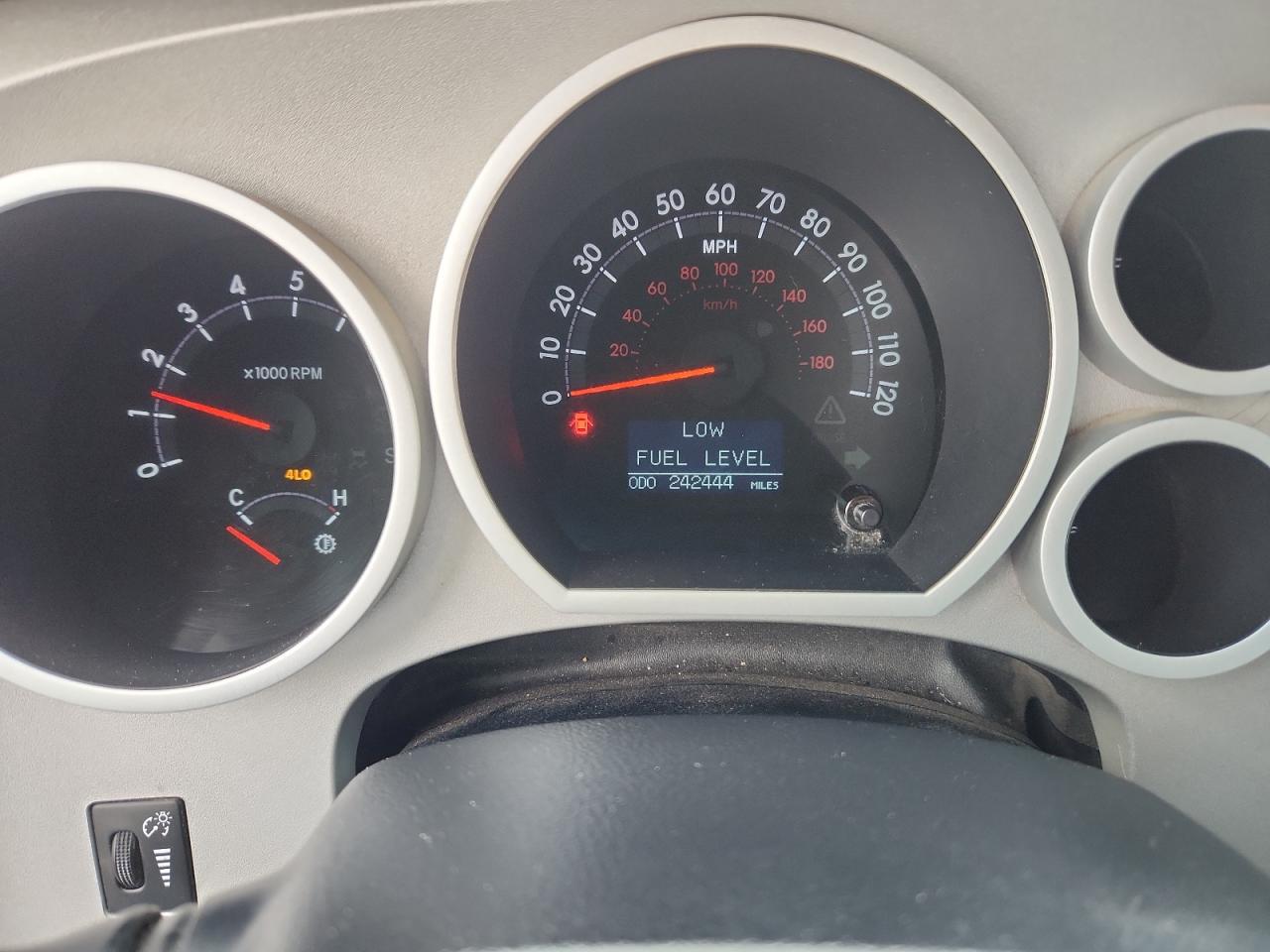 2007 Toyota Tundra Crewmax Limited VIN: 5TBDV58127S460032 Lot: 70481945