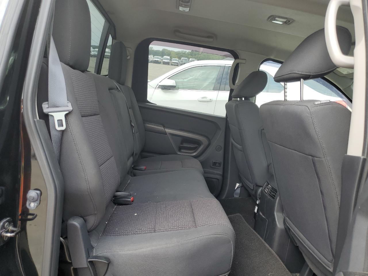 2015 Nissan Titan S VIN: 1N6AA0EC8FN513266 Lot: 81626875