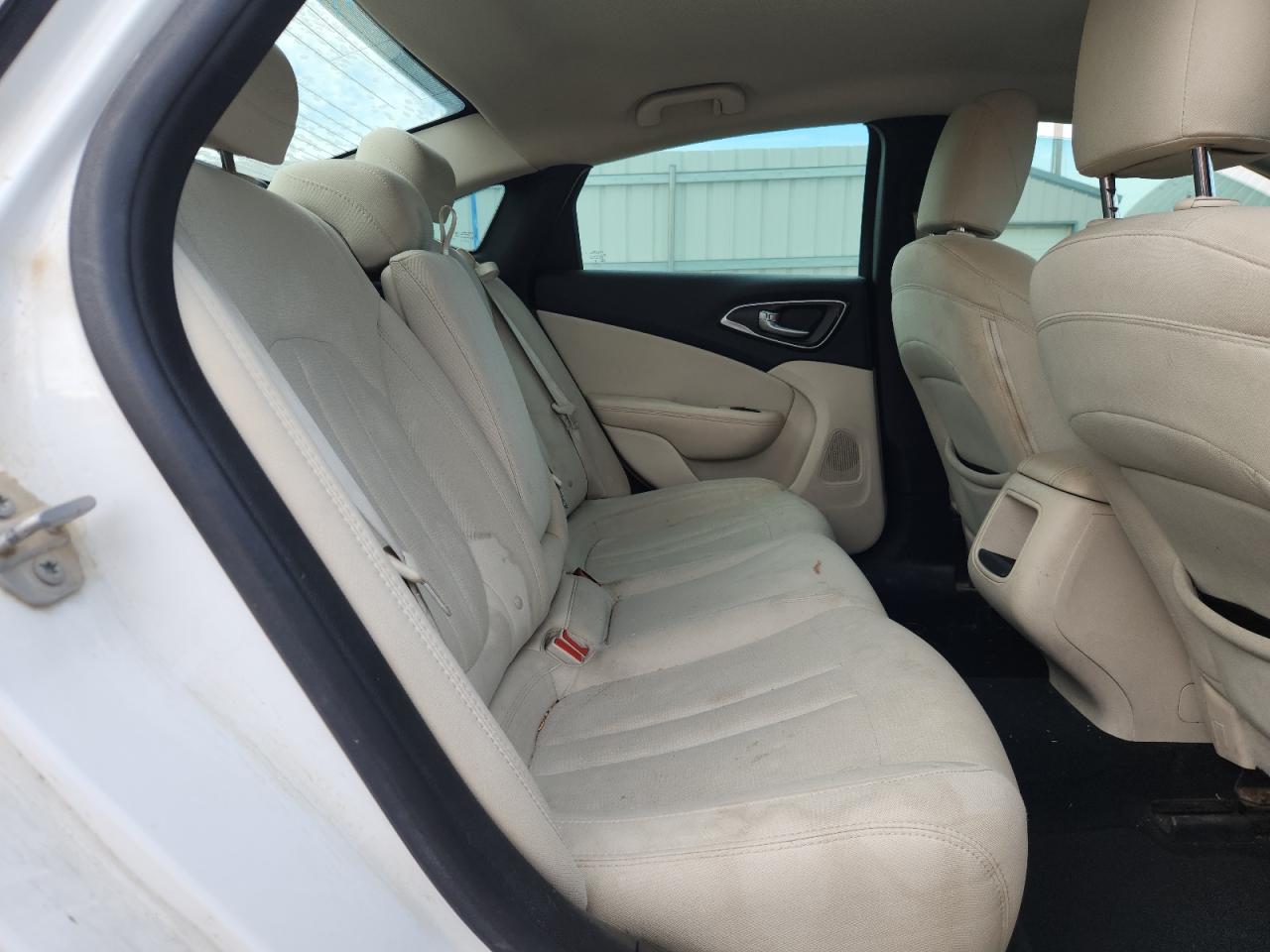 2015 Chrysler 200 Limited VIN: 1C3CCCAB9FN719611 Lot: 83800105