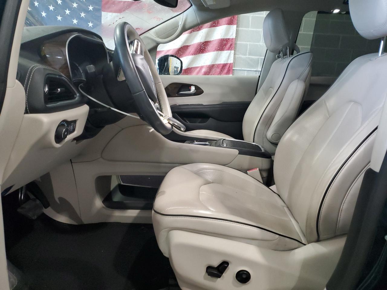 2021 Chrysler Pacifica Hybrid Limited VIN: 2C4RC1S73MR565997 Lot: 80797195