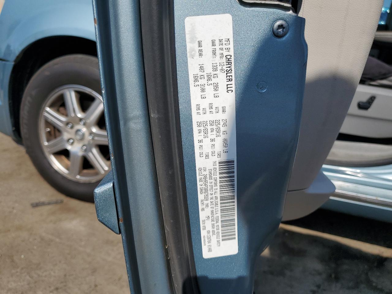 2008 Chrysler Town & Country Touring VIN: 2A8HR54P38R679320 Lot: 70812635