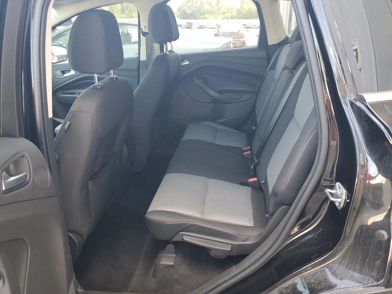 2017 Ford Escape Se VIN: 1FMCU0GD2HUD08653 Lot: 81870245