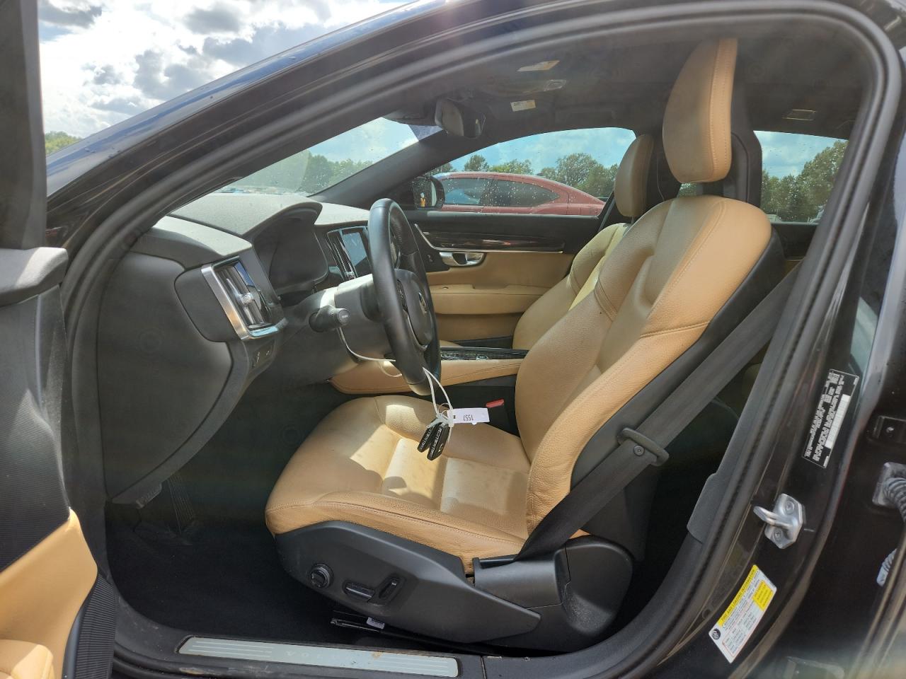 2018 Volvo S90 T6 Momentum VIN: LVY992MK9JP027252 Lot: 81520525