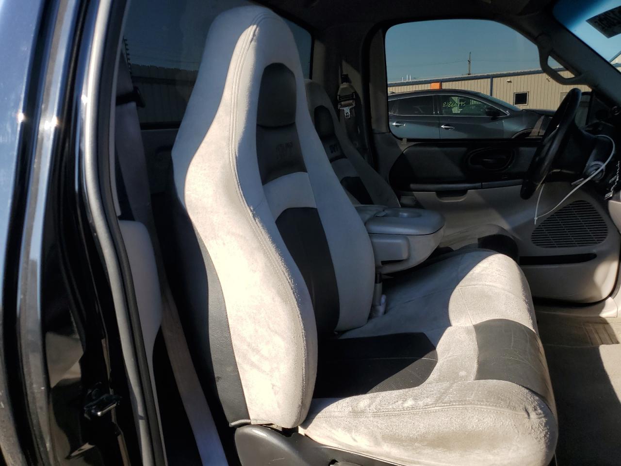 2000 Ford F150 Svt Lightning VIN: 2FTZF0733YCA74023 Lot: 81851265