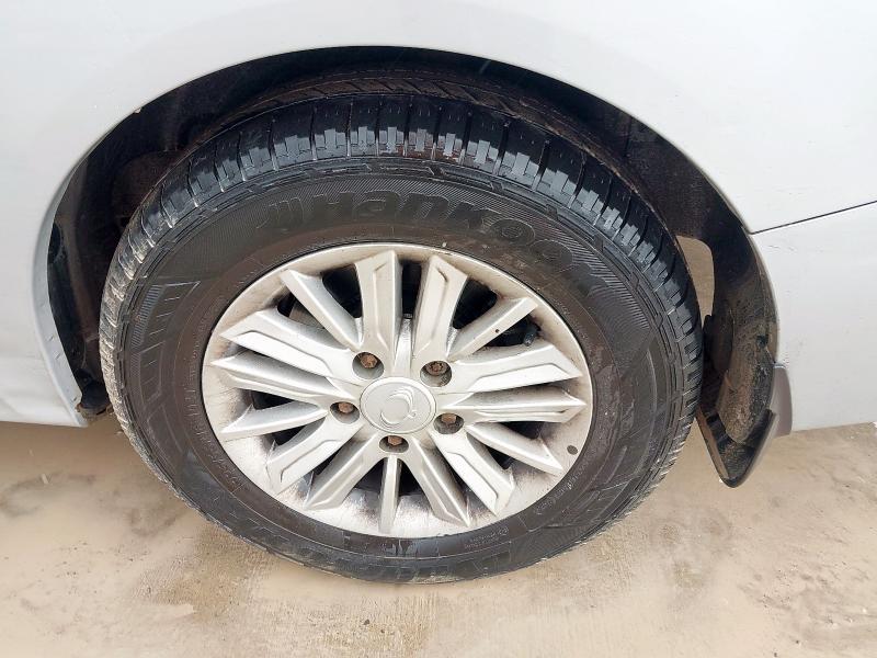 2015 SSANGYONG RODIUS TURISMO ES AUTO 