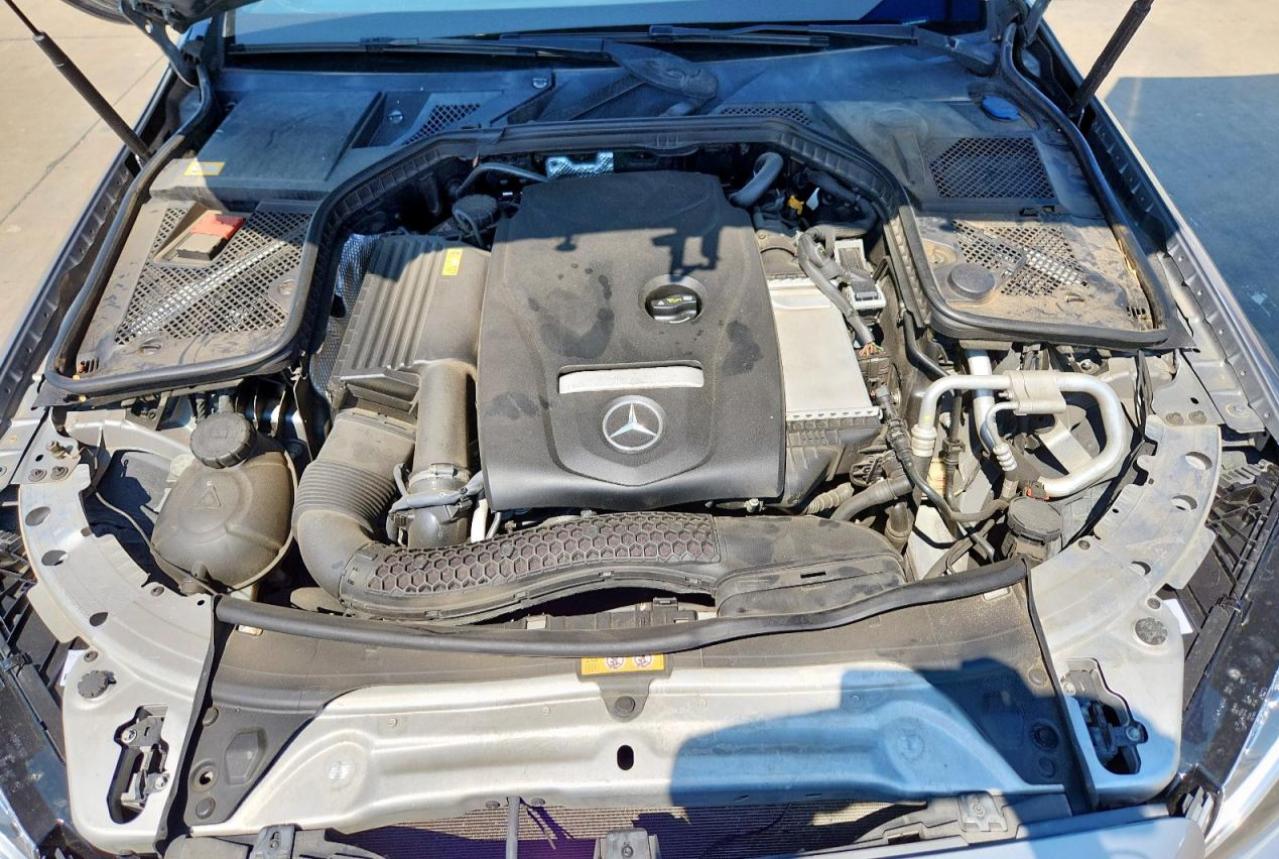 2015 Mercedes-Benz C 300 4Matic VIN: 55SWF4KB0FU088068 Lot: 70014265