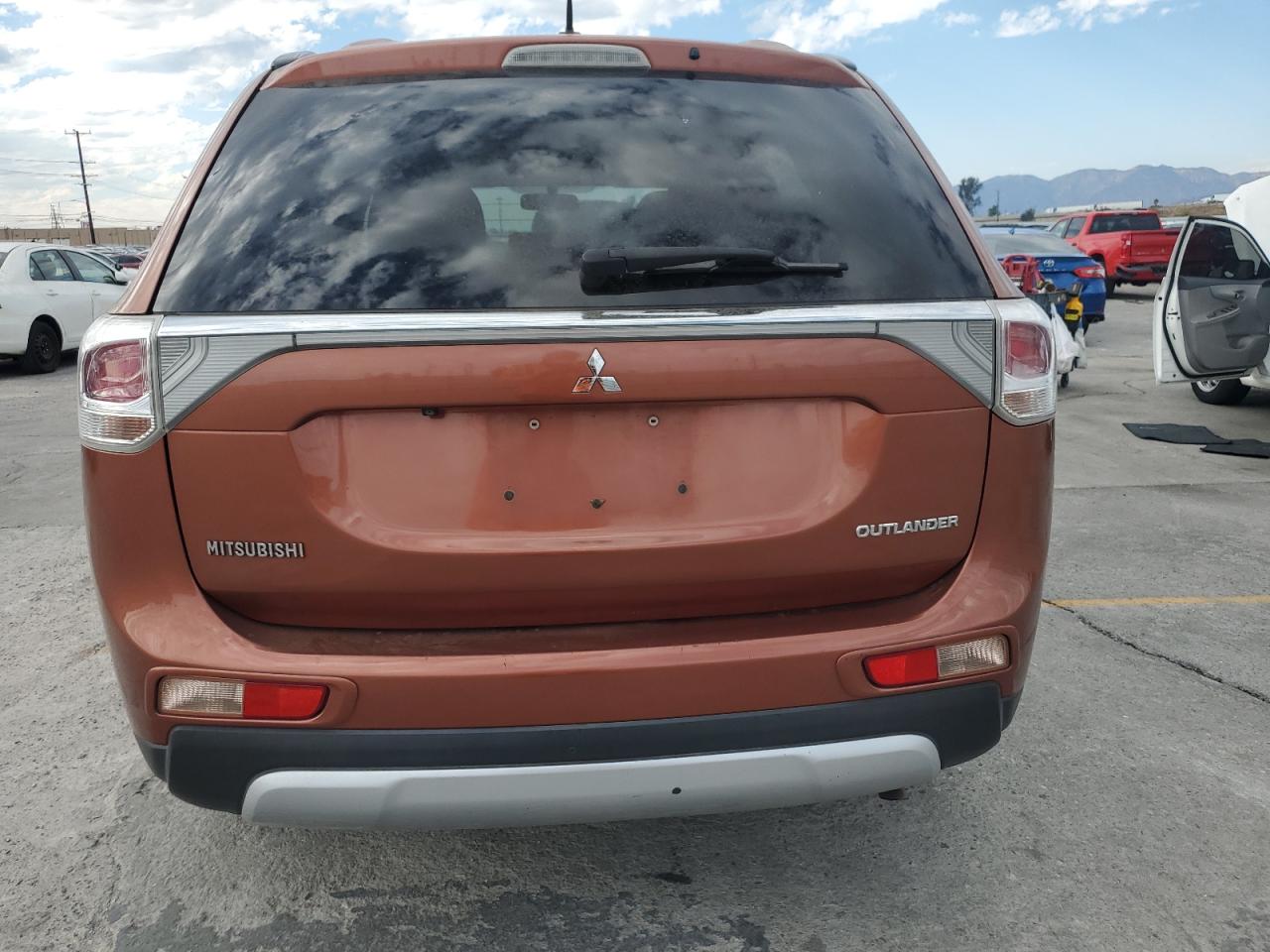 2015 Mitsubishi Outlander Se VIN: JA4AD3A39FZ010270 Lot: 82130745