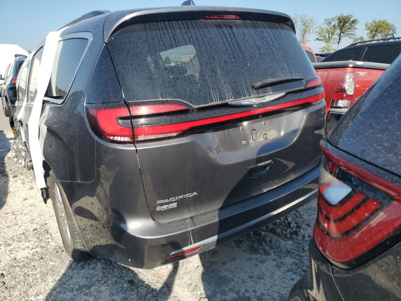 2022 Chrysler Pacifica Touring L VIN: 2C4RC1BG8NR150871 Lot: 67777385