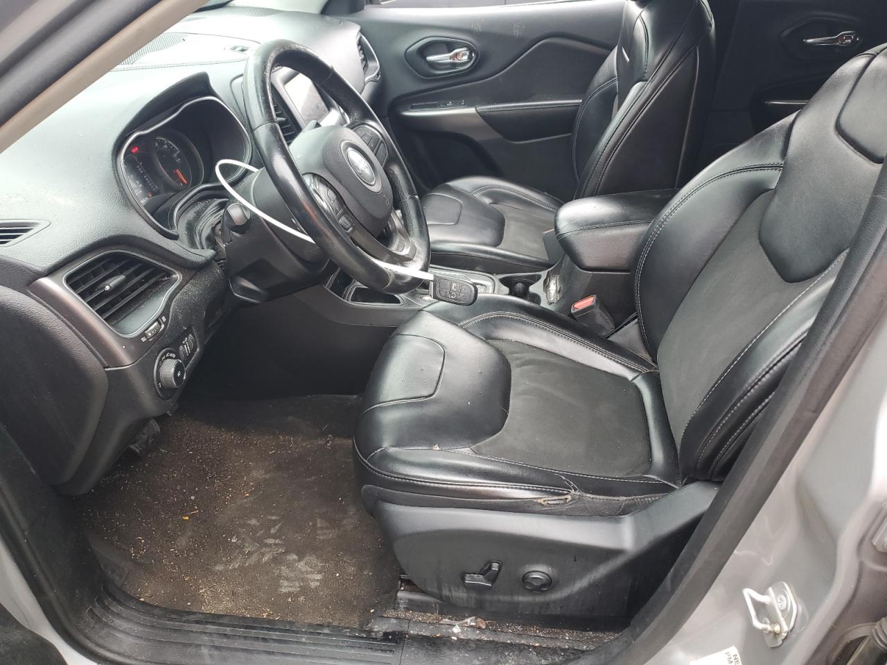 2019 Jeep Cherokee Latitude Plus VIN: 1C4PJLLB1KD316125 Lot: 80902565