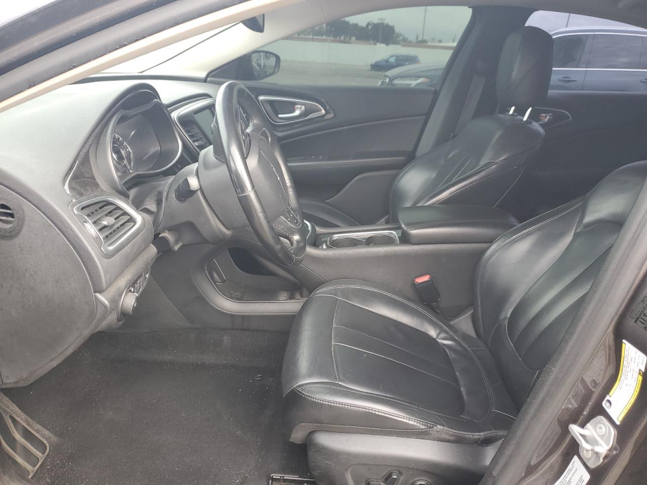 2016 Chrysler 200 C VIN: 1C3CCCCB3GN135123 Lot: 84300855