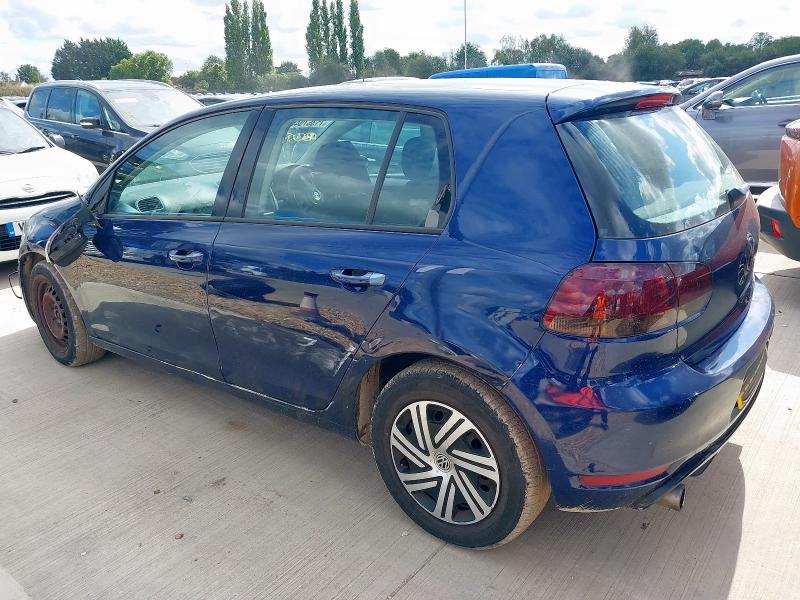 2010 VOLKSWAGEN GOLF S 