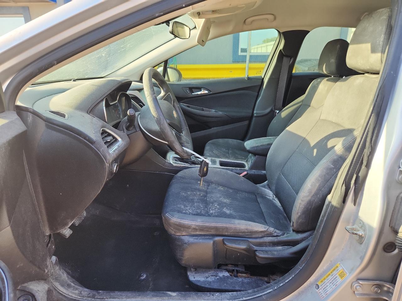 2016 Chevrolet Cruze Ls VIN: 1G1BC5SM3G7318220 Lot: 84220755