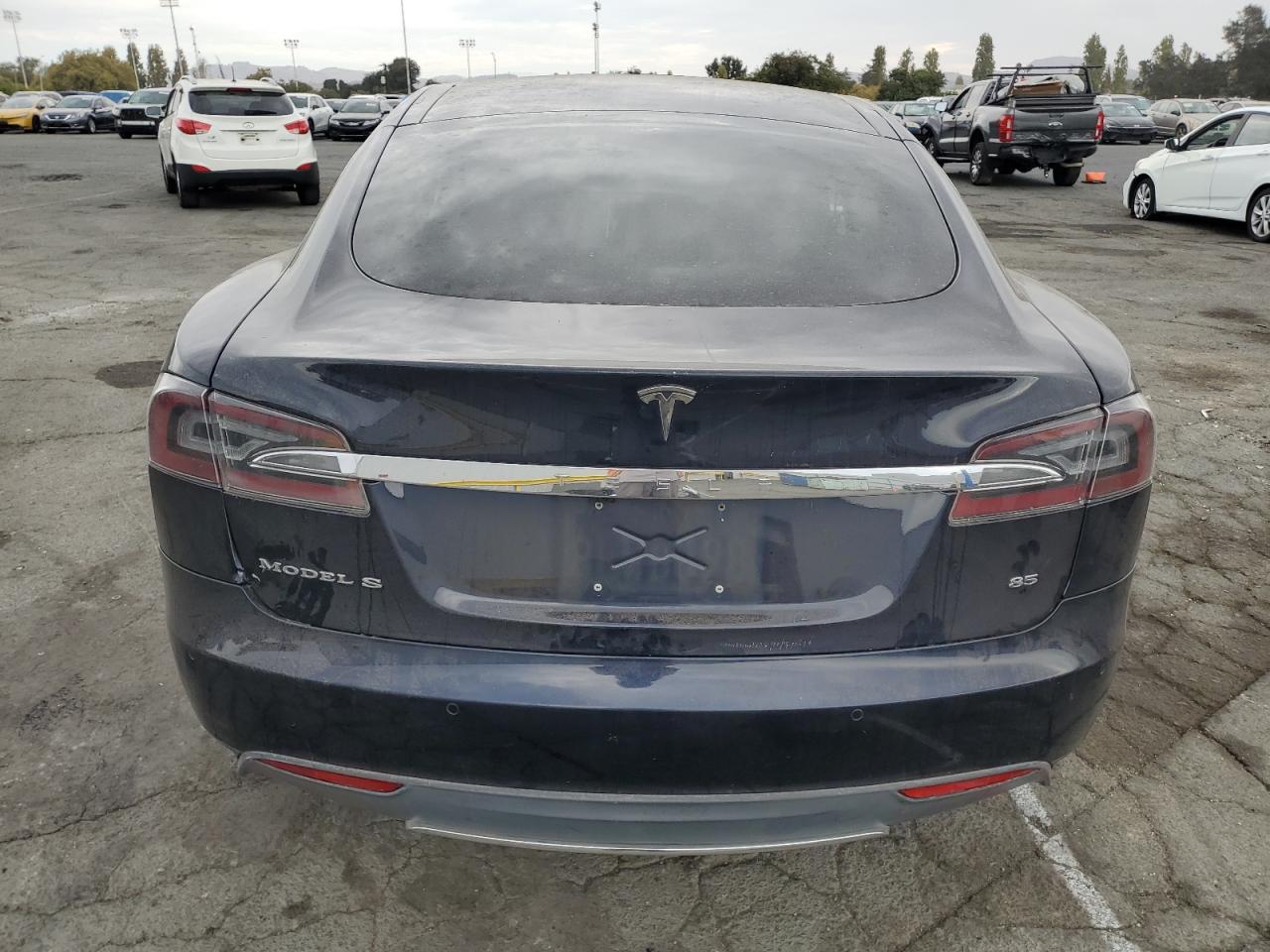 2014 Tesla Model S VIN: 5YJSA1H15EFP55890 Lot: 83936185