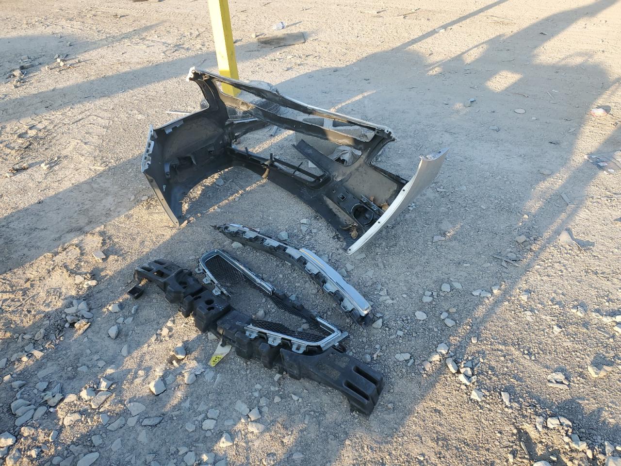 2010 Chevrolet Malibu Ls VIN: 1G1ZB5EB0AF218715 Lot: 81388465