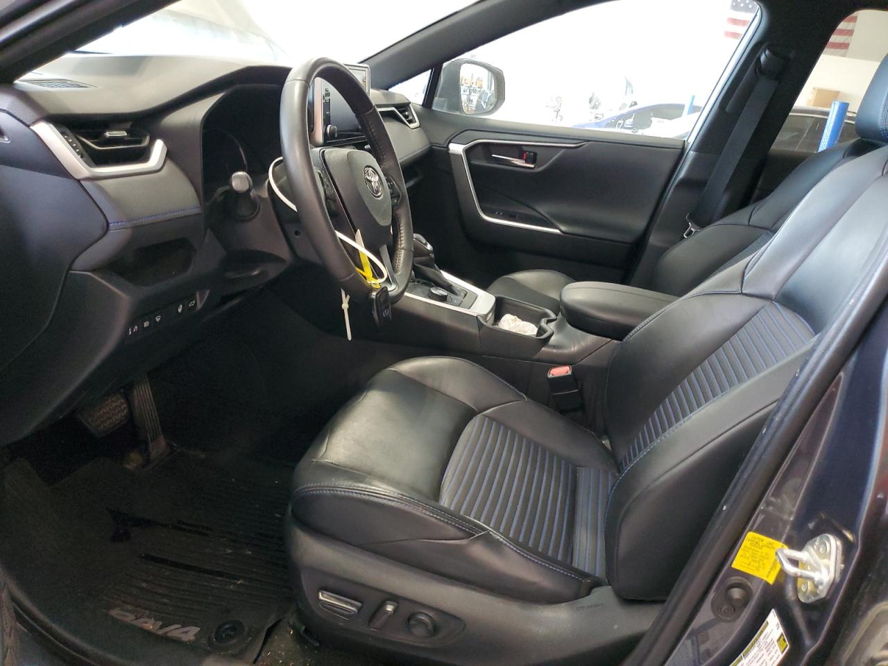 2020 Toyota Rav4 Xse VIN: 2T3E6RFV1LW001797 Lot: 71456485