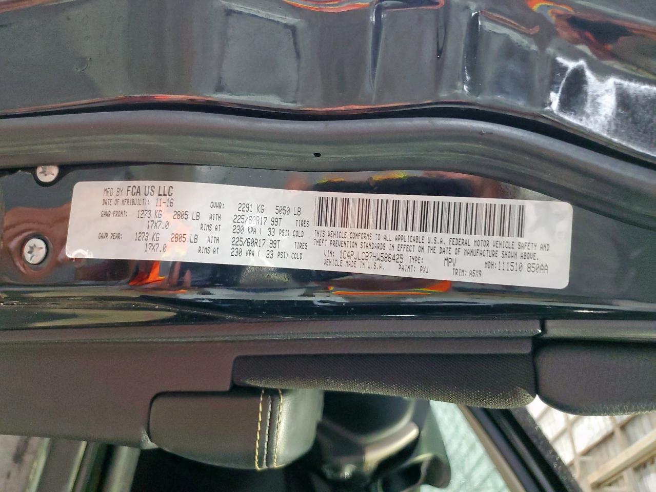 2017 Jeep Cherokee Latitude VIN: 1C4PJLCB7HW586425 Lot: 80880095