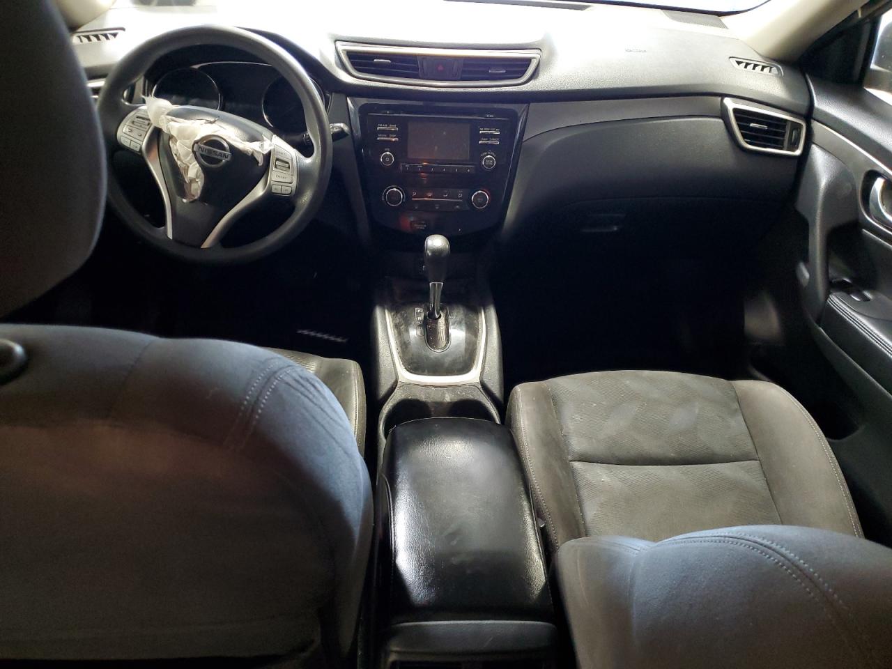 2015 Nissan Rogue S VIN: KNMAT2MV5FP532387 Lot: 81025305