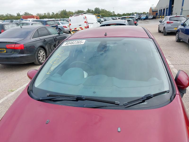 2011 FORD FIESTA TITANIUM 