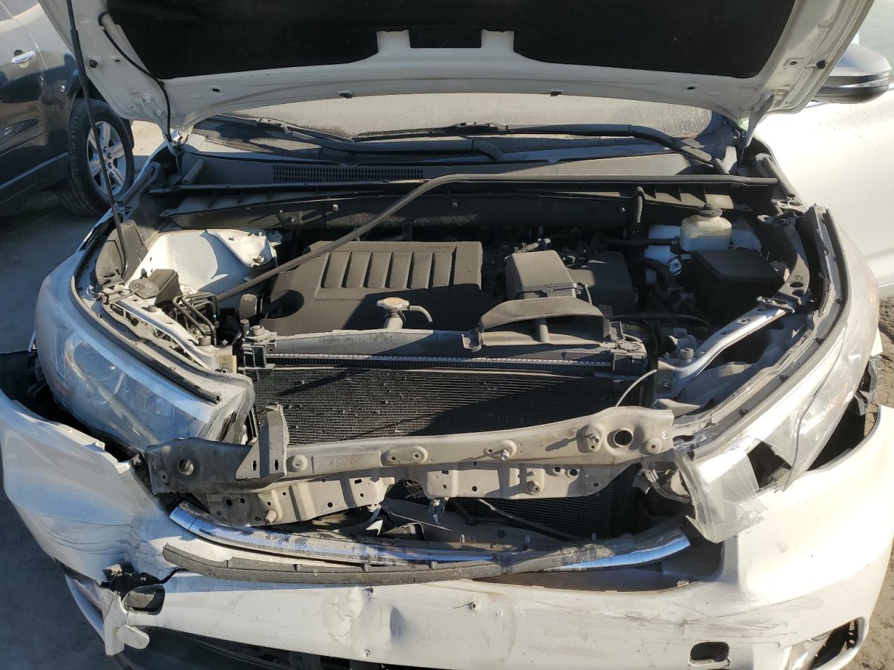 2015 Toyota Highlander Limited VIN: 5TDDKRFH7FS082134 Lot: 71019985