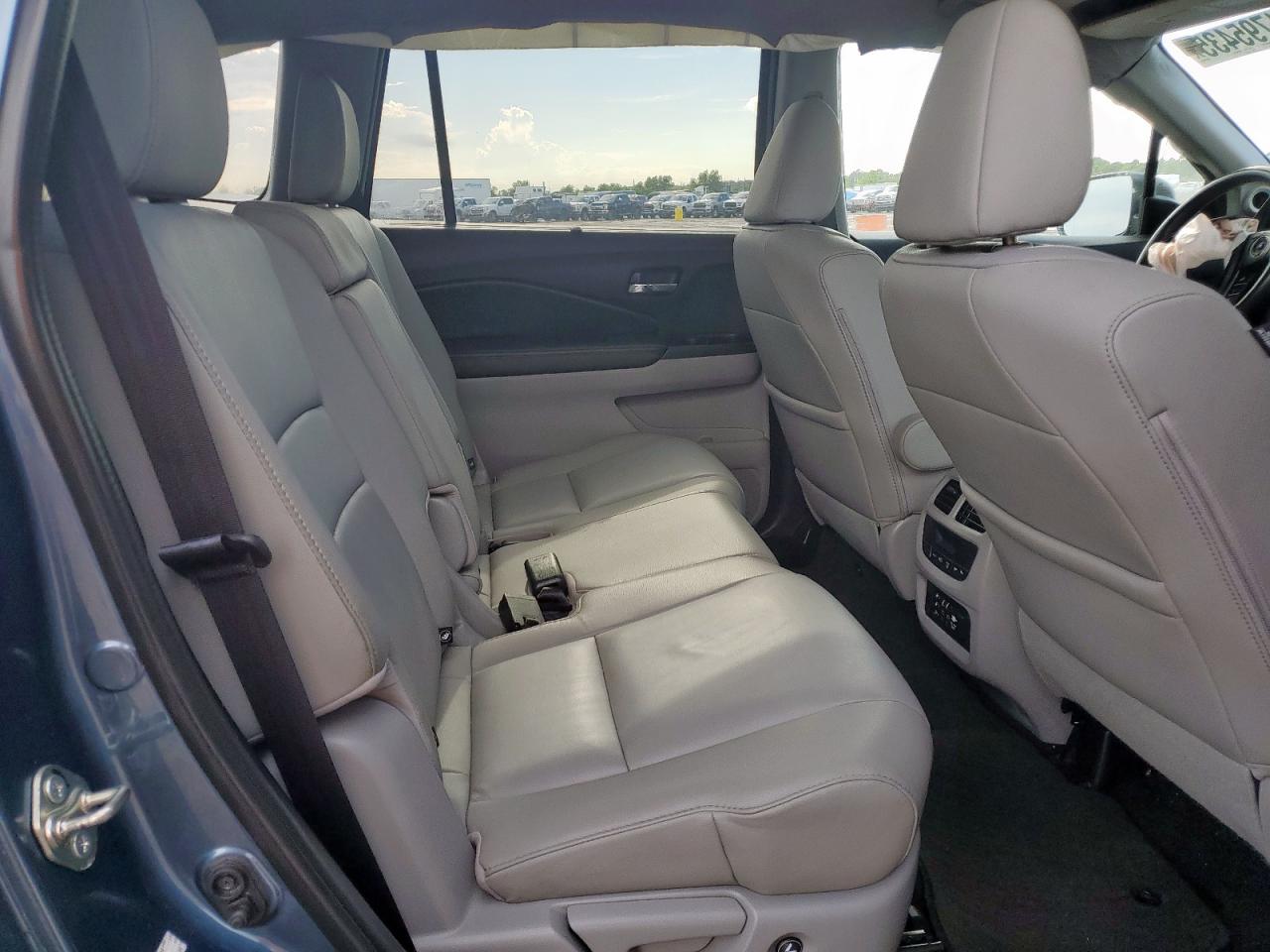 2016 Honda Pilot Exl VIN: 5FNYF5H85GB009703 Lot: 81795435