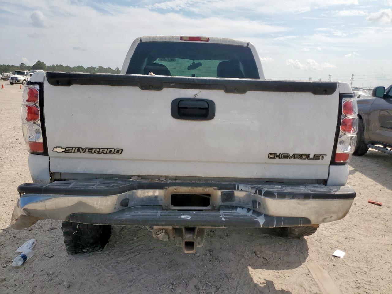 2004 Chevrolet Silverado K1500 VIN: 1GCEK19T14E327325 Lot: 80871965