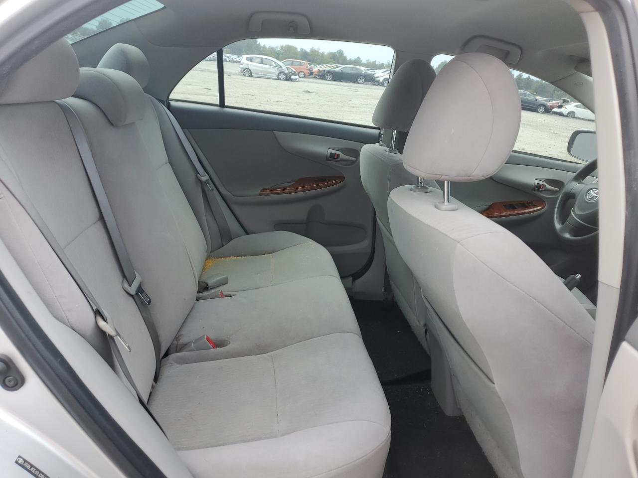 2009 Toyota Corolla Base VIN: JTDBL40E69J045678 Lot: 83783555