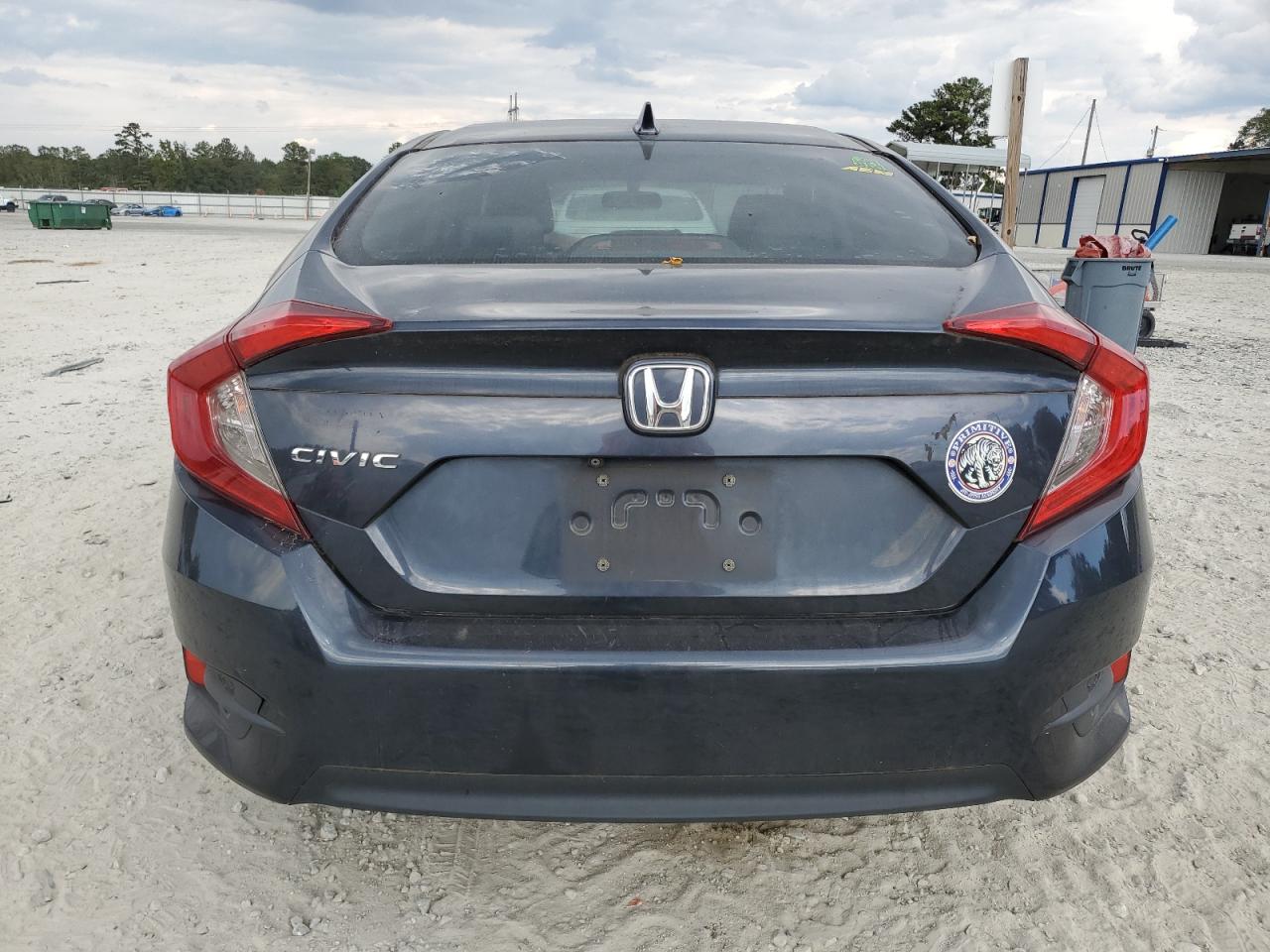 2018 Honda Civic Ex VIN: 19XFC2F76JE033806 Lot: 83831915