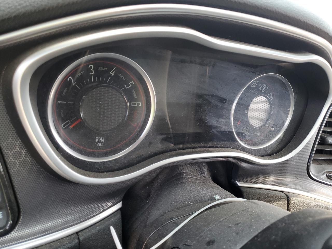 2018 Dodge Challenger Sxt VIN: 2C3CDZAG3JH258208 Lot: 70675875