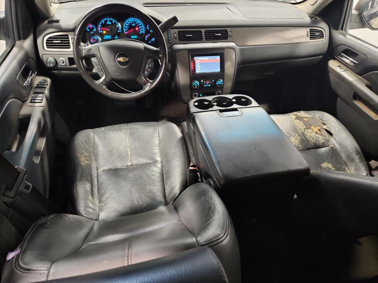 2010 Chevrolet Suburban C1500 Ls VIN: 1GNUCHE0XAR161346 Lot: 81223895