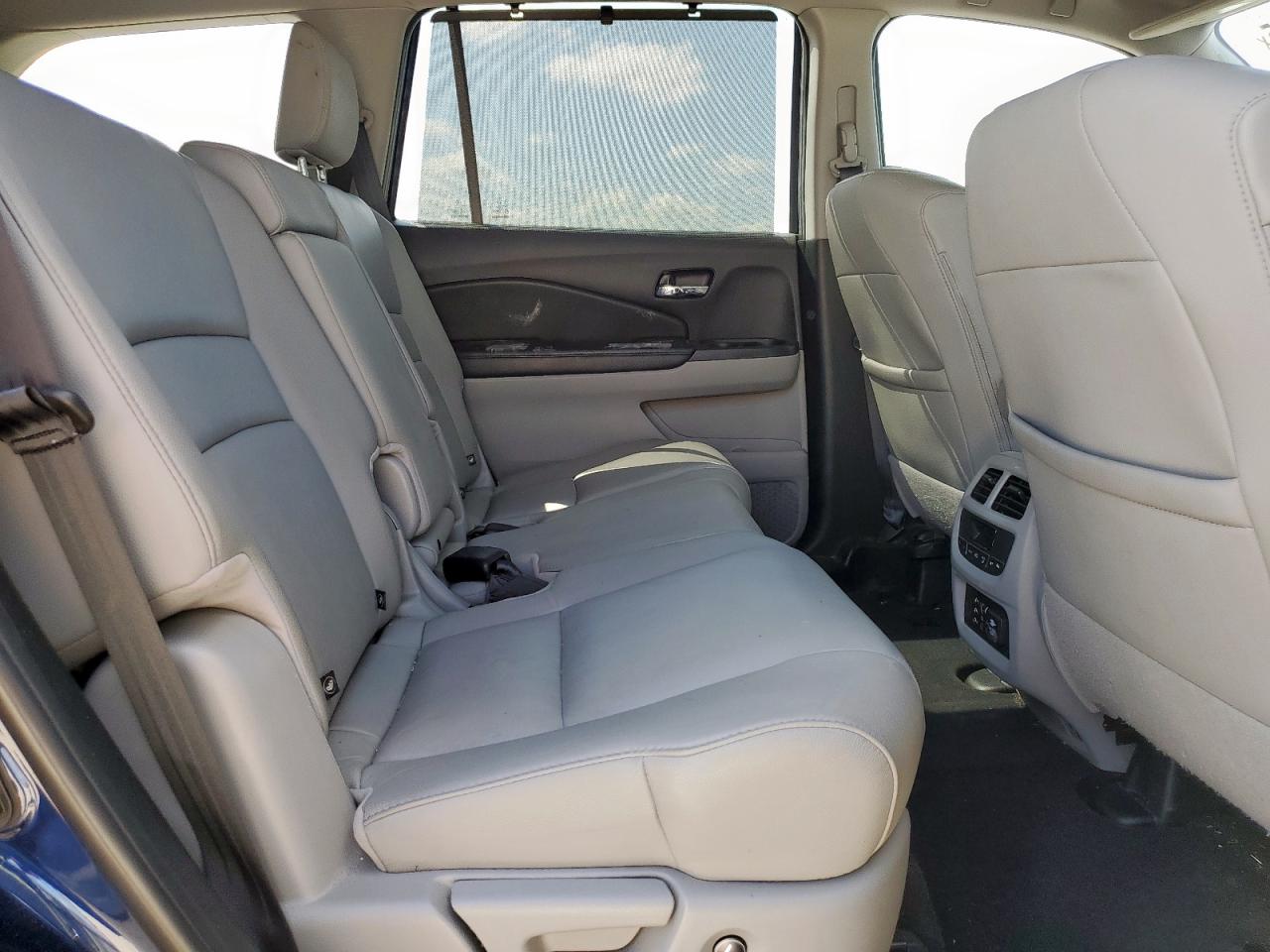 2018 Honda Pilot Exl VIN: 5FNYF5H81JB004313 Lot: 81629975