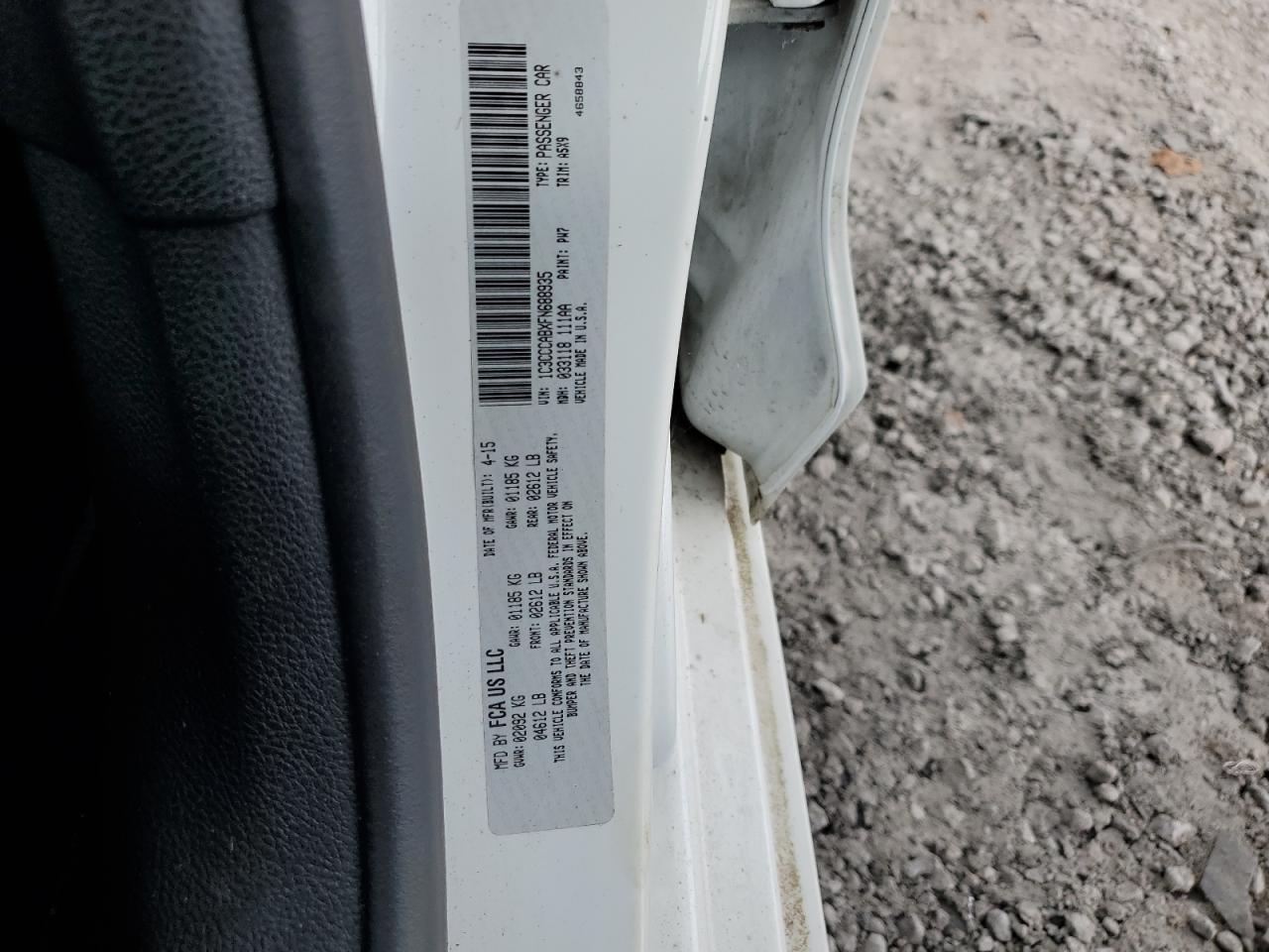 2015 Chrysler 200 Limited VIN: 1C3CCCABXFN688935 Lot: 81868995