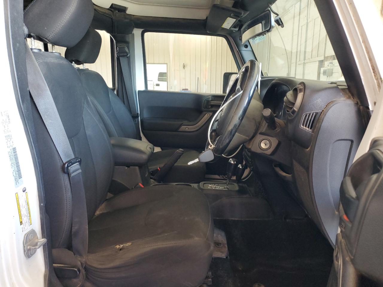 2016 Jeep Wrangler Unlimited Sport VIN: 1C4BJWKG9GL271490 Lot: 82067785