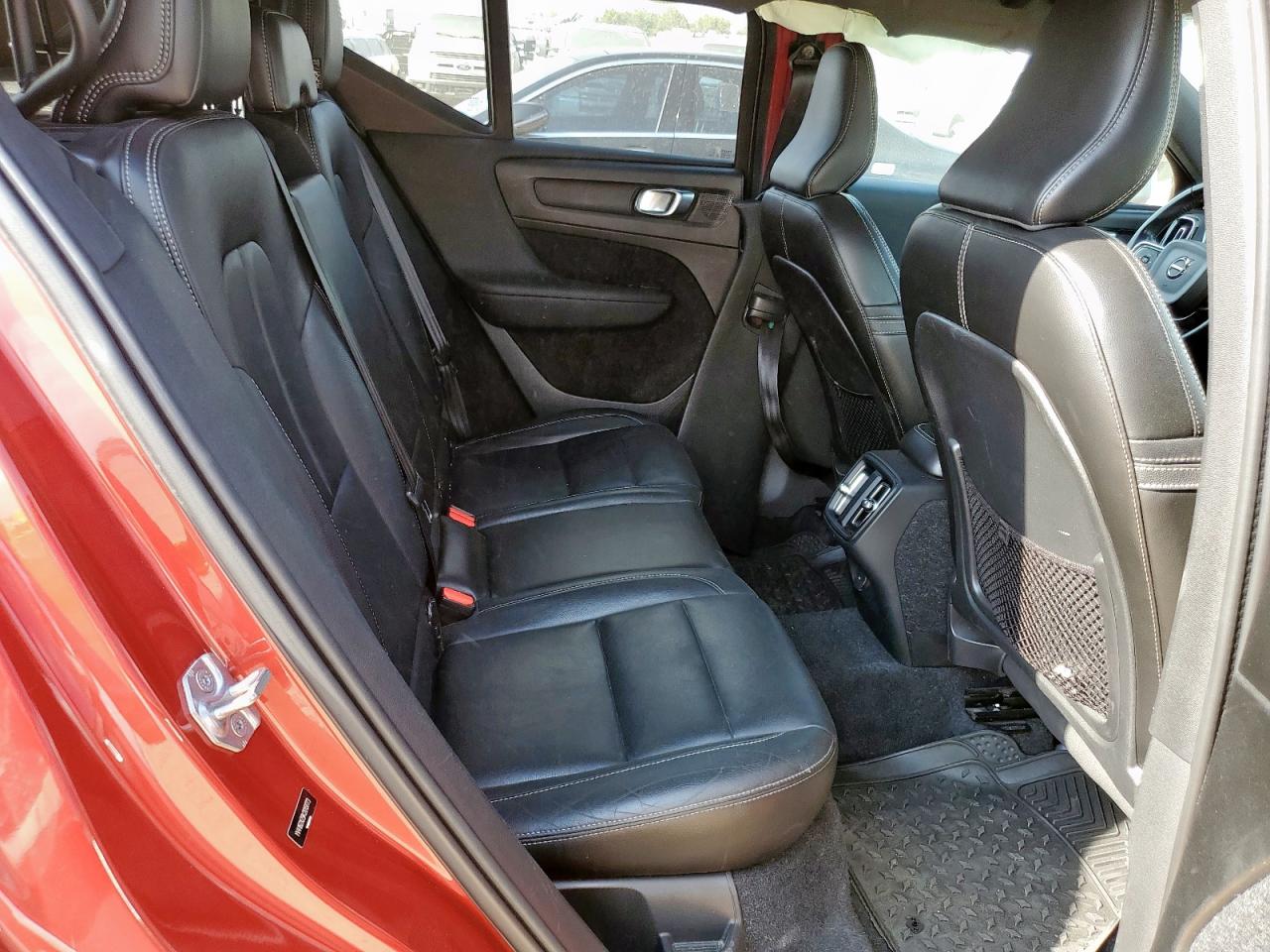 2019 Volvo Xc40 T5 Momentum VIN: YV4162XZ9K2013773 Lot: 81328865