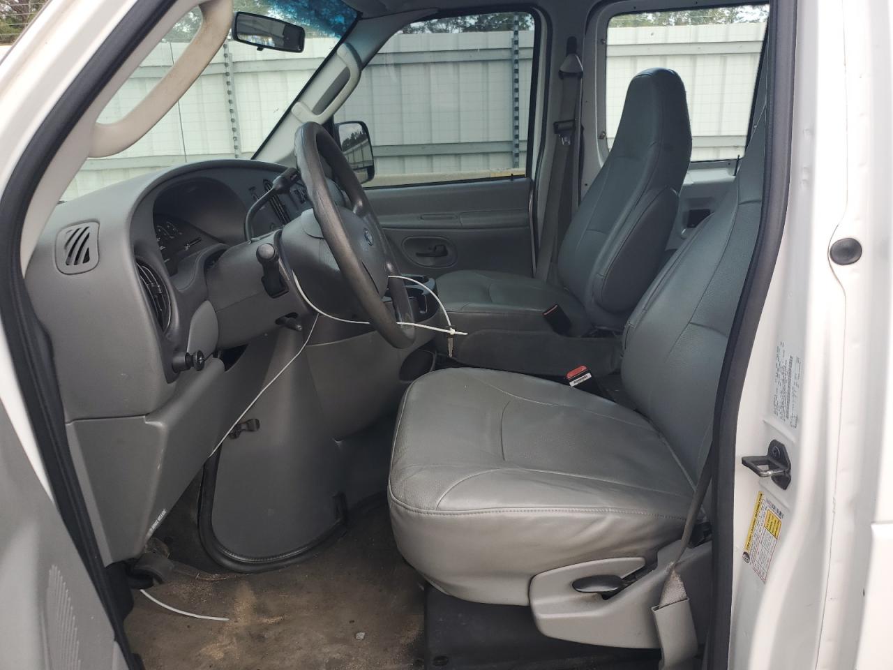 2006 Ford Econoline E150 Van VIN: 1FTRE14W76HB25388 Lot: 70822925