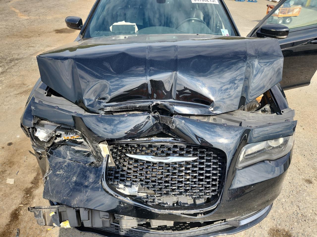 2016 Chrysler 300 S VIN: 2C3CCABGXGH135386 Lot: 84703215