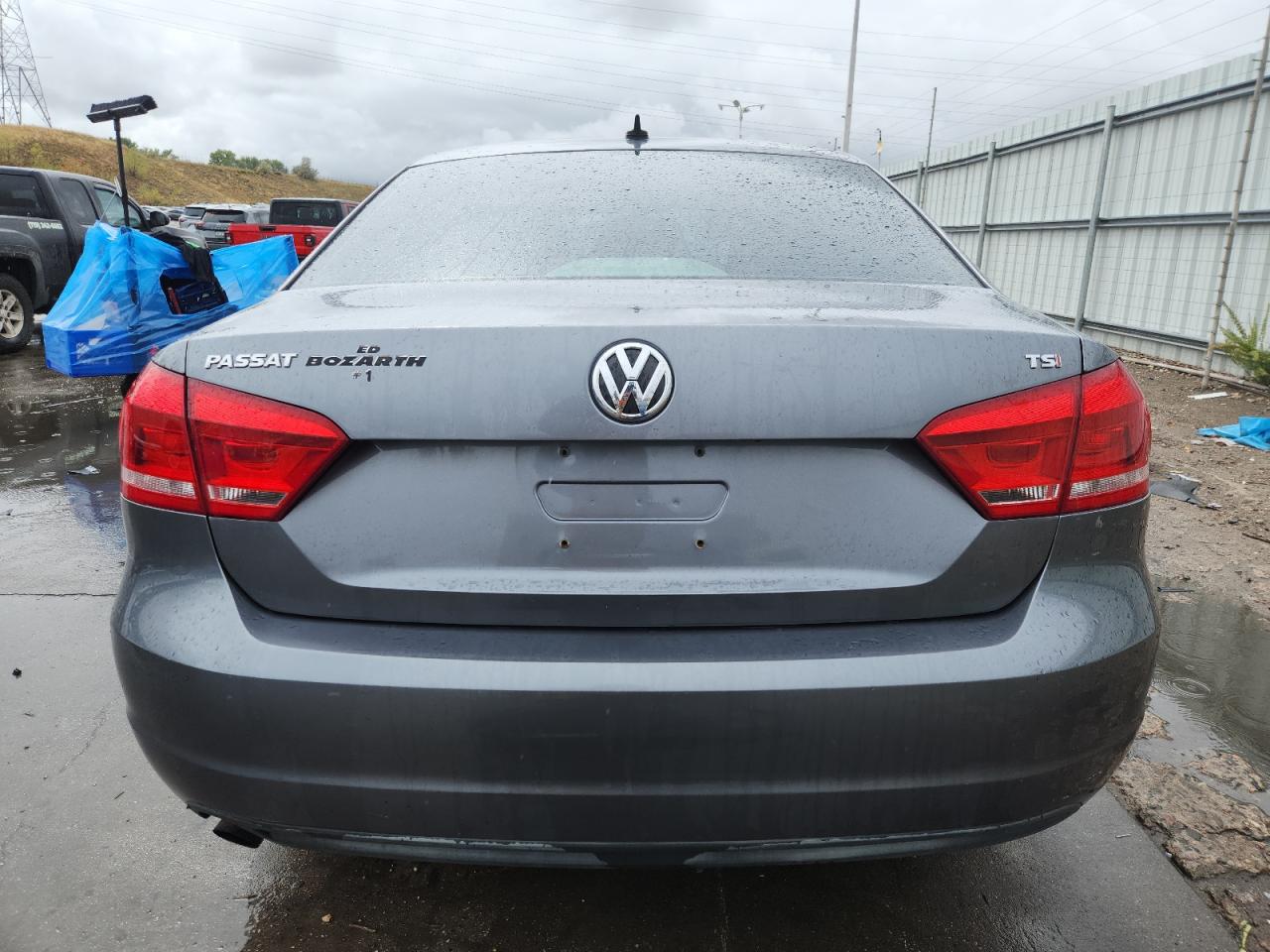 2015 Volkswagen Passat S VIN: 1VWAT7A33FC016453 Lot: 81590285