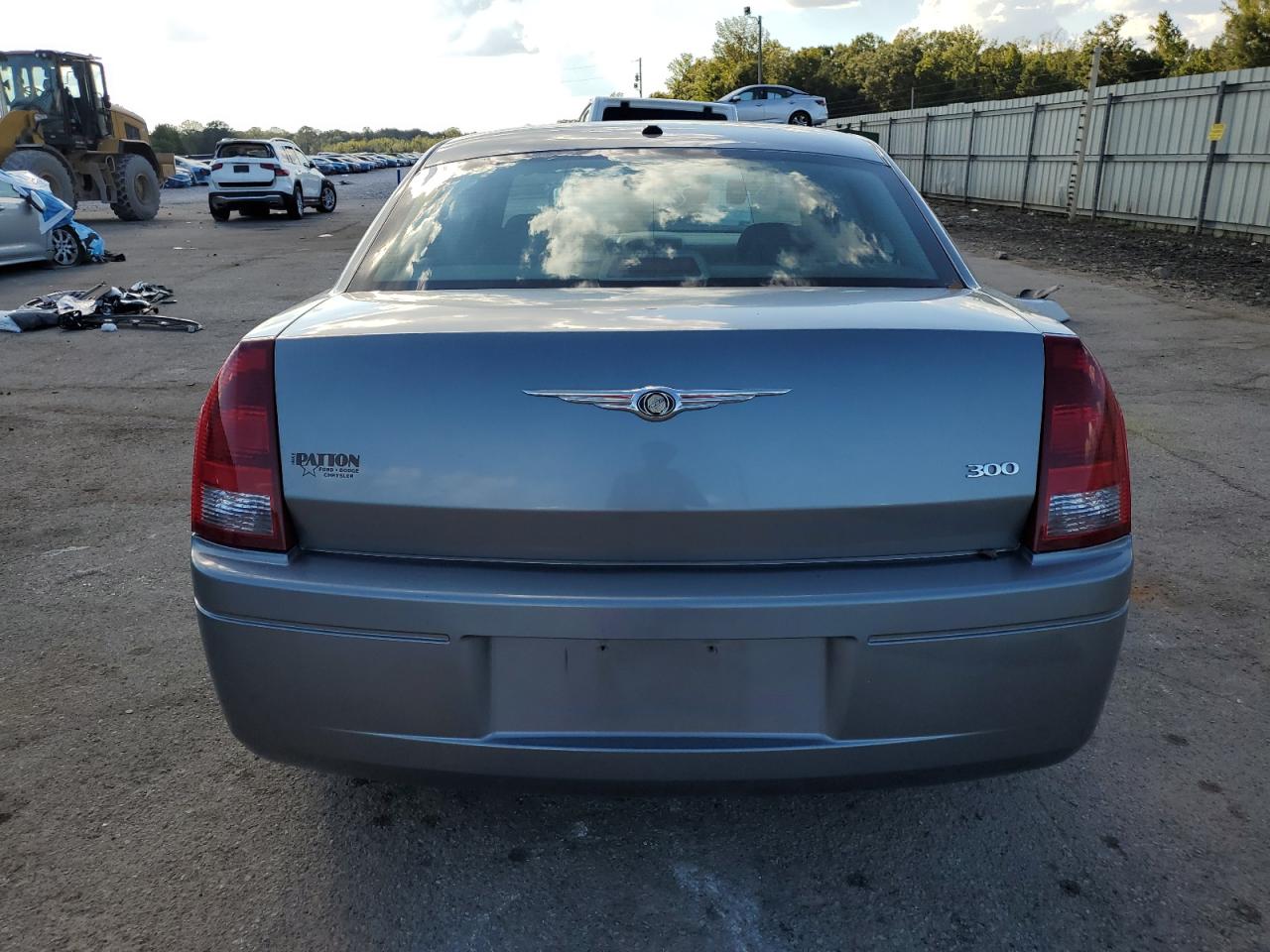 2007 Chrysler 300 VIN: 2C3KA43RH7HH23681 Lot: 82153715