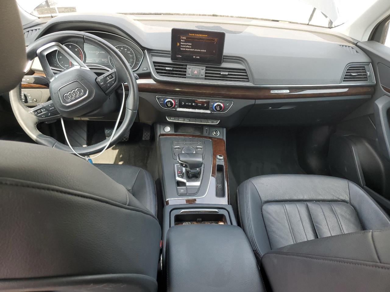 2018 Audi Q5 Premium VIN: WA1ANAFY8J2175668 Lot: 81370485