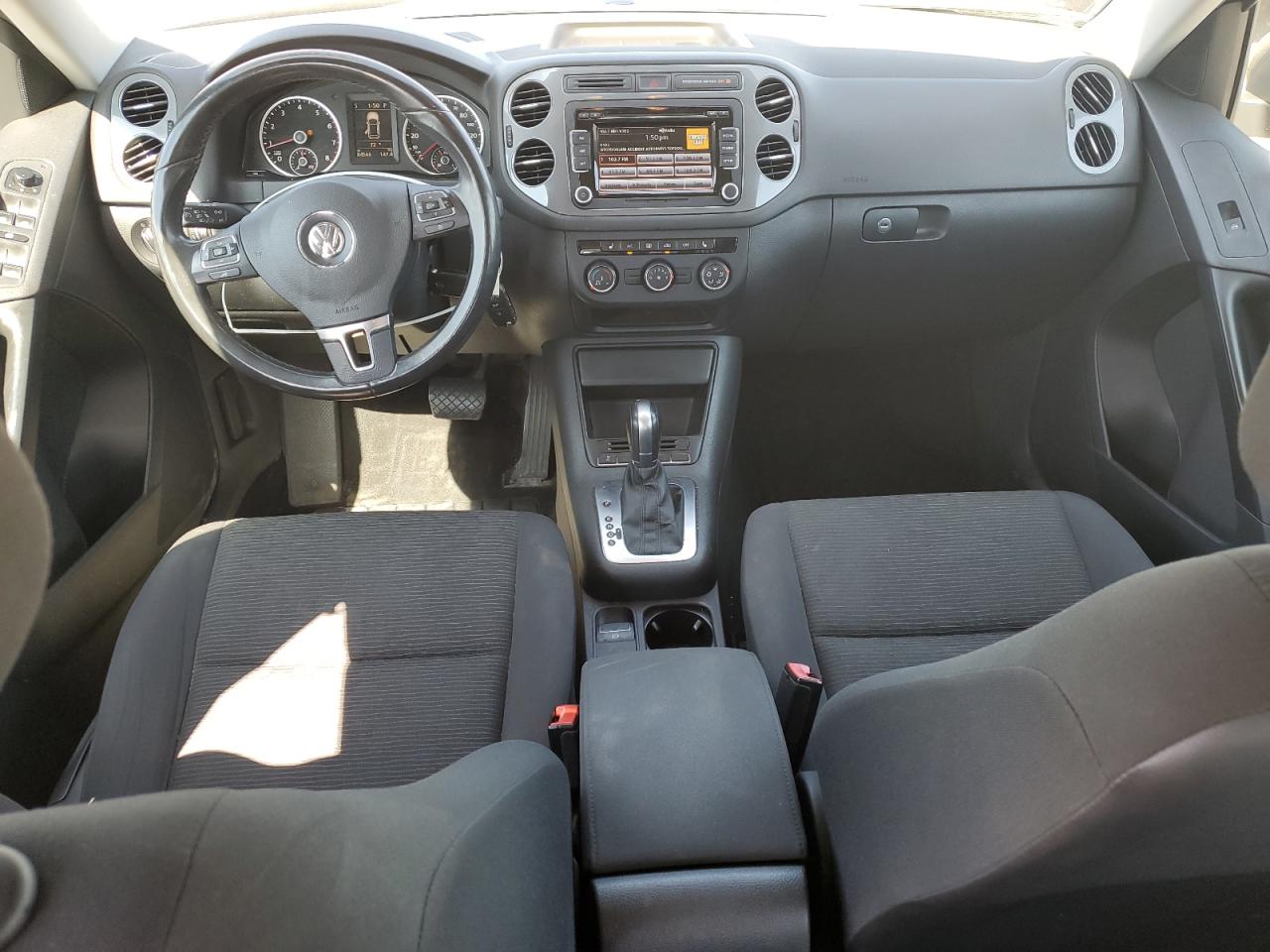 2015 Volkswagen Tiguan S VIN: WVGAV7AX7FW605905 Lot: 71708525